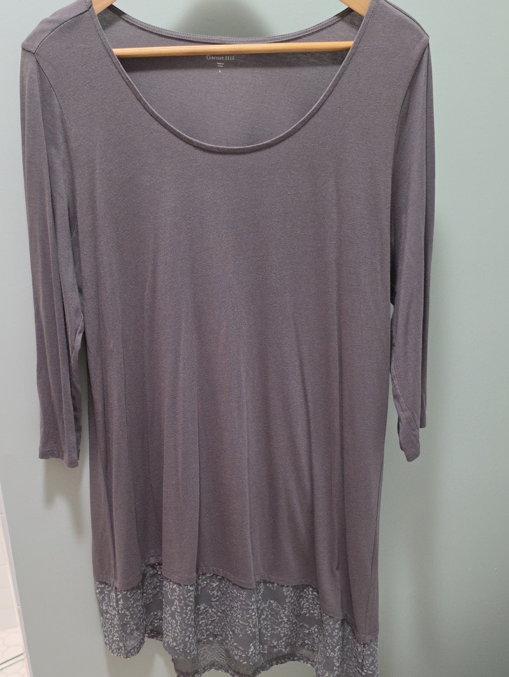 Garnet Hill Scoop Neck Lace/sequin-Hem Tunic in Dusty Gray. Size Large